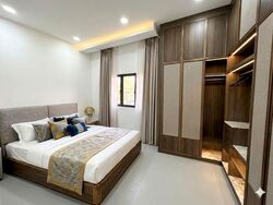 Sixth Avenue (D10), Terrace #591326311